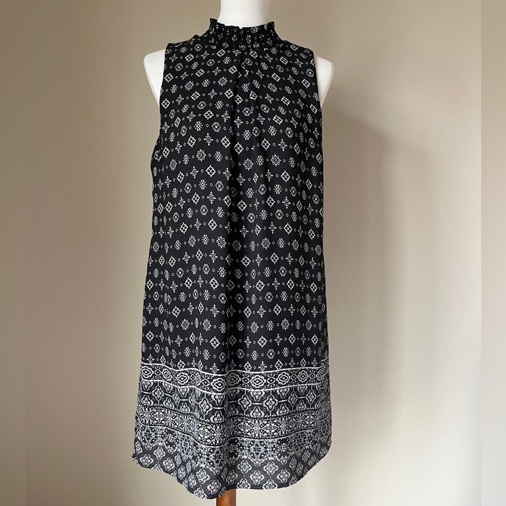 Speechless Black and White Patterned Sleeveless Dress